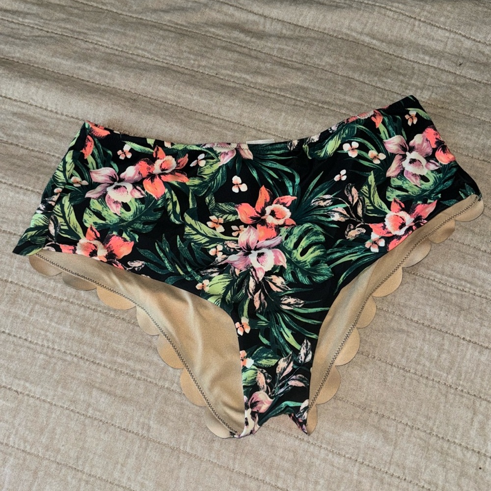 High waisted bikini bottoms